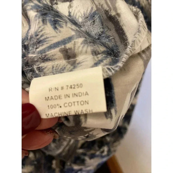 True American Pineapple Button Down Shirt Sz M Tropical Hawaiian Resort Cruise - Picture 7 of 7